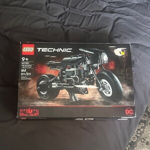 LEGO Technic Batcycle Building Set NEW